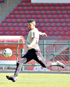 São Paulo quer aproveitar tensão no Athletico-PR para fugir de turbulência no Brasileirão