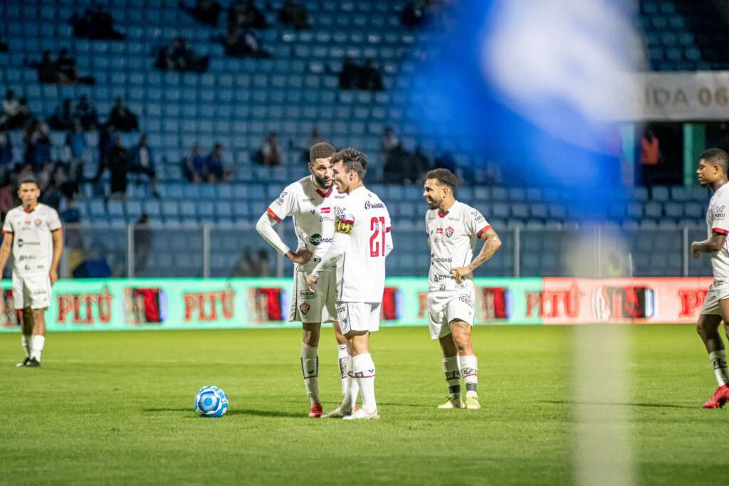 SÉRIE B: Vitória tenta manter liderança; Criciúma e Atlético-GO fazem duelo direto