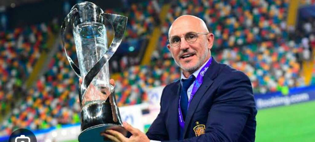 De la Fuente despacha pressão e se firma como técnico da Espanha: ‘Estávamos no caminho certo’