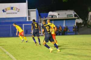 Aparecidense 0 x 2 Brusque - Quadricolor volta a vencer e pega o elevador na Série C