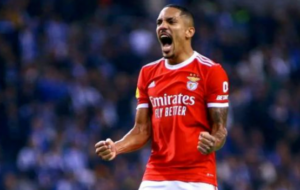 Bahia encaminha acerto com Benfica e fica perto de anunciar Gilberto