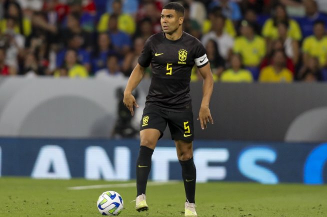 Casemiro destaca luta contra racismo e afirma: ‘Copa do Mundo já começou’