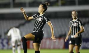 PAULISTA FEMININO: Corinthians bate o Santos e segue líder; Palmeiras volta a vencer