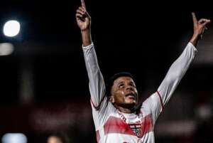 CRB 2 x 0 Mirassol - Saiu do Z-4 e tirou rival do G-4 da Série B