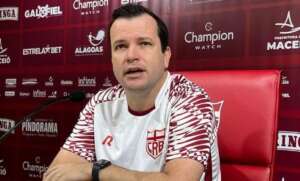 Outra vez Daniel Paulista está no caminho do Guarani