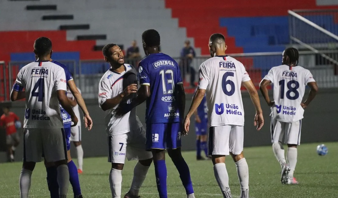 Cruzeiro-AL vence o Jacuipense-AL no Coaracy da Mata (Foto: Alexander Smith / Cruzeiro Alagoano)