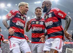 Vasco 1 x 4 Flamengo - Mengão massacra e faz implodir a pressão no rival