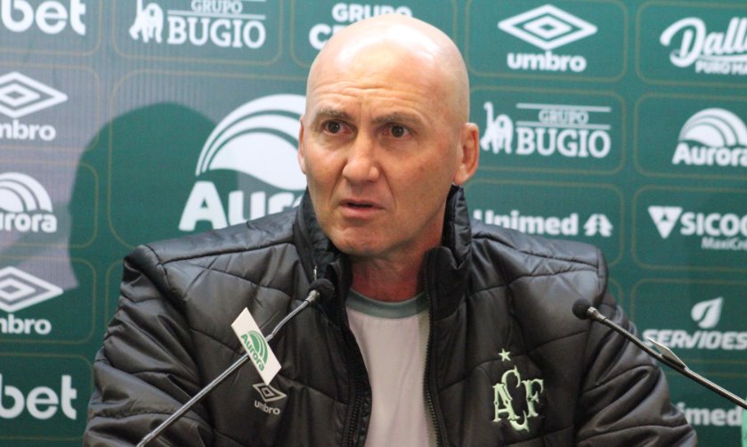 Série B: Chapecoense terá 11 desfalques para buscar reação: ‘Grande desafio’