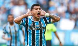 Grêmio 5 x 1 Coritiba - Tricolor joga bem, vence com folga e toma a vice-liderança