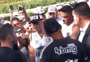 Diretoria banca Coudet no Atlético-MG após organizada pressionar técnico e 'exigir' demissão