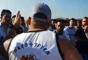 Organizadas do Vasco vão ao CT cobrar técnico e jogadores após goleada para o Fla