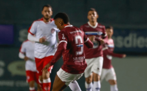 Caxias-RS 0 x 1 Hercílio Luz-SC - Leão do Sul vence fora e se isola na liderança