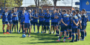 Série C: Técnico da Aparecidense-GO sonha com reviravolta e futura briga pelo G-8