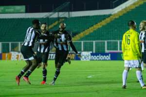 Figueirense-SC 2 x 0 Ypiranga-RS - Com portões fechados, Figueira volta a vencer e bate na porta do G8
