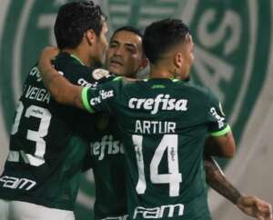 Palmeiras x Coritiba - Embalado, Verdão quer colar no topo