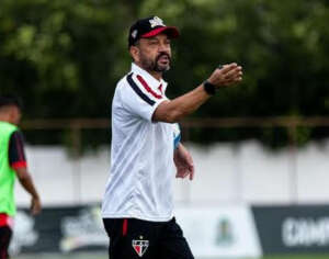 Série D: Paulinho Kobayashi mantém Ferroviário com 100% em casa e invicto