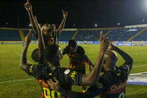 SÉRIE B: Sport encosta no G-4 e Guarani decepciona no Brinco