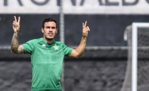 Série C: Paysandu encaminha contratação do lateral Watson, da Portuguesa-RJ