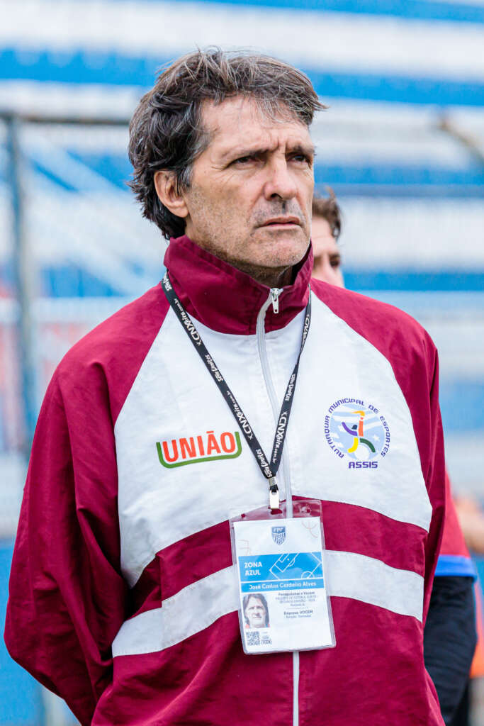 Segundona: Invicto, Vocem encara o América em crise no Teixeirão