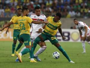 Cuiabá 2 x 1 São Paulo - Dourado sobe na tabela diante do Tricolor