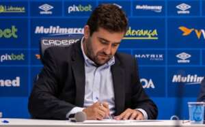 Série B: Vice-presidente do Avaí renuncia por problema de saúde: 'Decisão amarga'