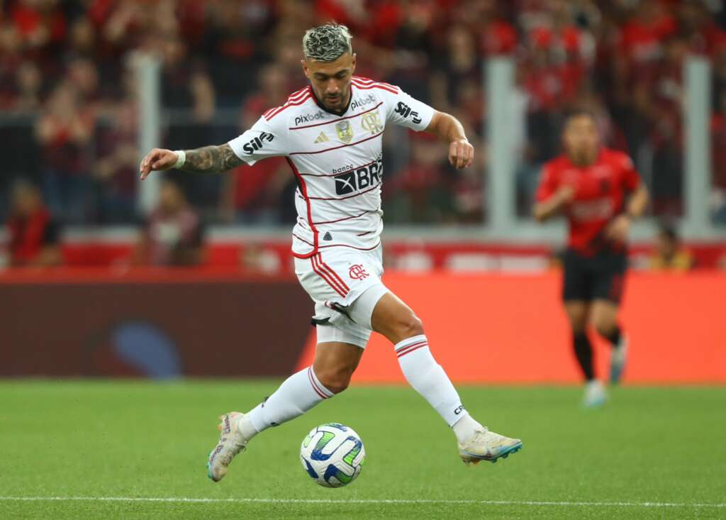 Arrascaeta fora do Flamengo: veja quanto Al-Nassr tem que pagar por multa do meia