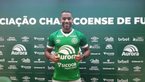 Série B: Apresentado, João Igor confia na recuperação da Chape: “Nada é impossível”
