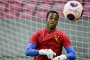 Chapecoense encaminha chegada de goleiro Carlos Eduardo para sequência da Série B