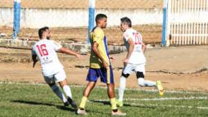 Série D: Presidente do Interporto-TO descarta renúncia e desabafa: 