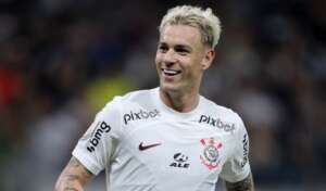 Sul-Americana: Róger Guedes reforça reservas do Corinthians no Peru