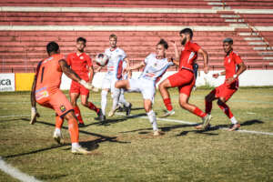 Segundona: Em jogo cheio de gols, América-SP e Vocem empatam no Teixeirão