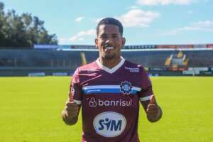 Série D: Caxias anuncia atacante Vitor Feijão, ex-Ceará e Paysandu