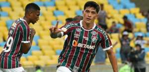 Fluminense 2 x 0 Internacional - Sob vaias e aplausos, Tricolor entra no G4