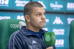 Série B: Louzer promete Guarani fazendo ‘jogos da vida’ e confirma retorno de Régis