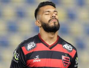 Copa Paulista: Zagueiro do Oeste comenta primeiro jogo pelo clube e destaca: 'camisa pesada'