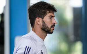 Lucas Silva não esconde ansiedade por estreia ao Cruzeiro: 'Que seja com uma grande vitória'