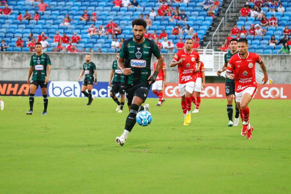 Manaus vence America RN em Natal