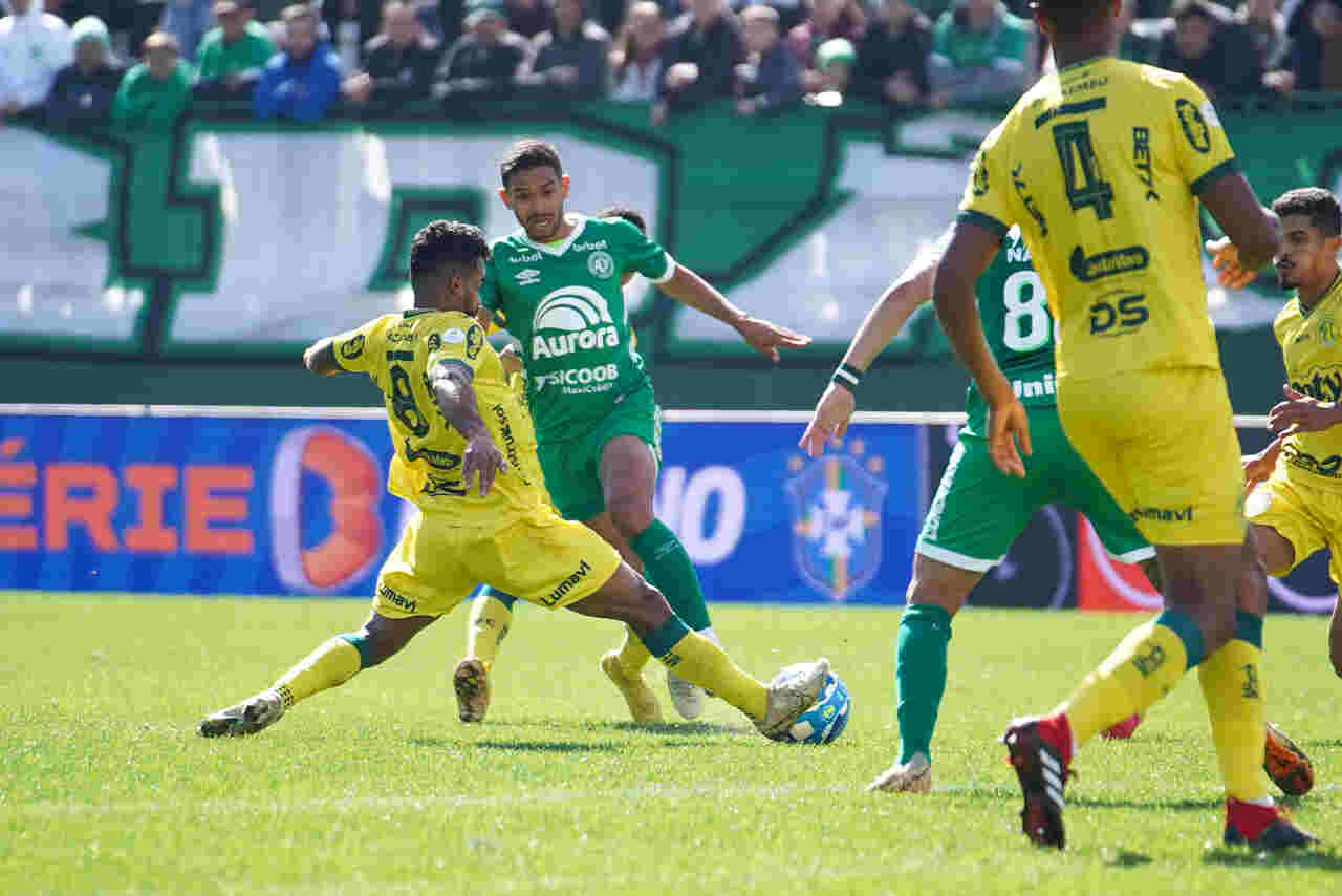 Mirassol vence Chapecoense fora de casa Easy Resize.com