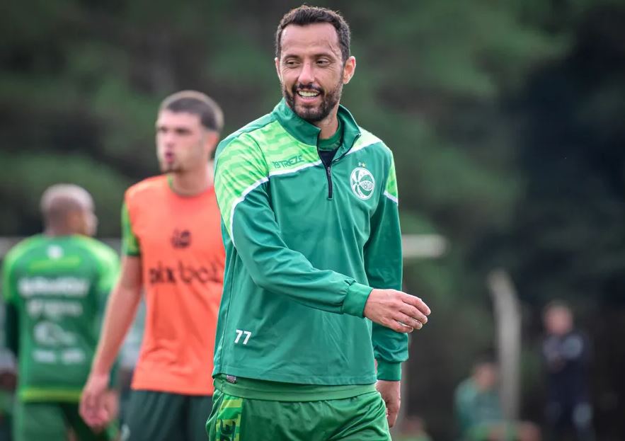 Nenê fala em postergar aposentadoria após final da temporada com o Juventude (Foto:Gabriel Tadiotto/E.C Juventude)