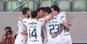 BRASILEIRÃO: Fluminense e Palmeiras agitam G4; Corinthians e Inter duelam no Beira-Rio