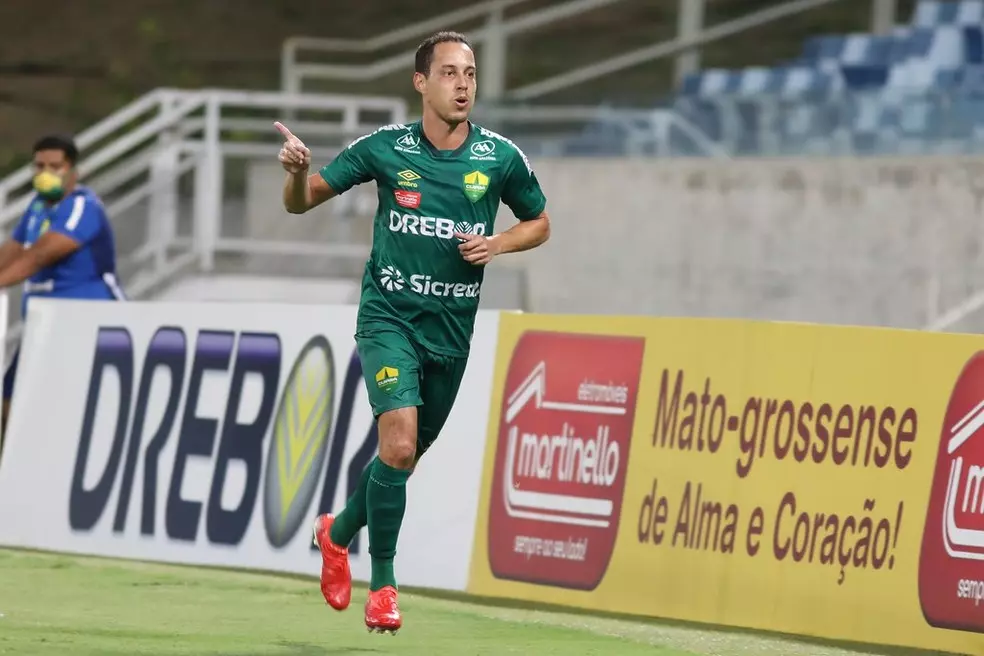 Série B: Guarani despista sobre negociação com ex-meia do Corinthians 2 Rodriguinho