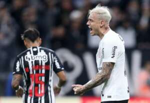 Róger Guedes marcou seu último gol contra o Atlético-MG e aposta em desencanto no Mineirão