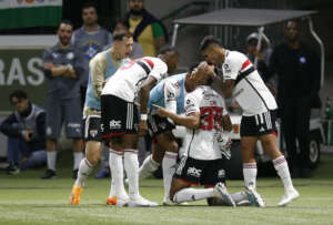 São Paulo x Santos - Motivado, Tricolor encara Peixe apertado na tabela