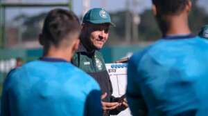 Thiago Kosloski é efetivado como técnico do Coritiba