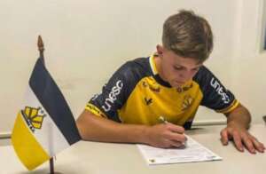 Série B: Volante Luccas Bugs, de apenas 17 anos, assina contrato profissional com Criciúma