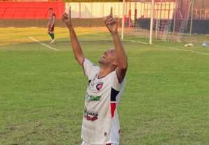 Caucaia-CE 3 x 1 Fluminense-PI - Raposa afunda o Tricolor na Série D
