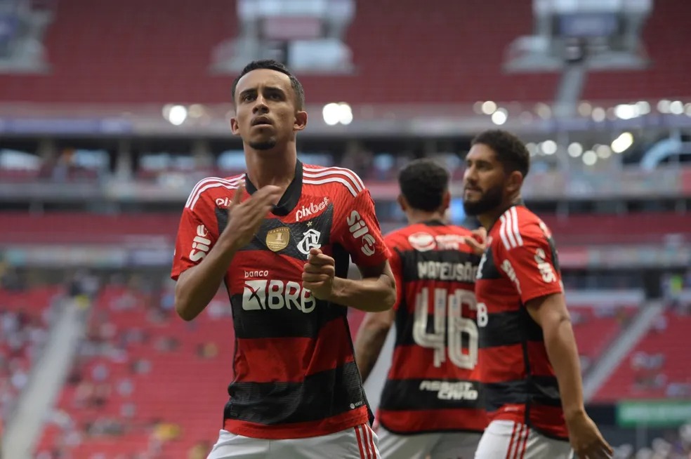 Matheus Gonçalves é novo reforço do Red Bull Bragantino (Foto: Marcelo Cortes/Flamengo)