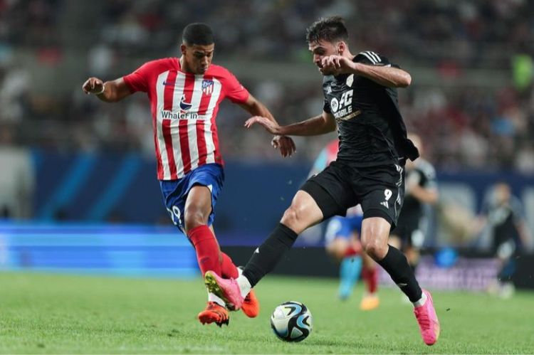 Zeca comemora vitória e experiência inédita em jogo diante do Atlético de Madrid