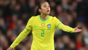 Lateral Antônia admite fragilidade do Panamá, mas pede atenção em estreia da seleção na Copa