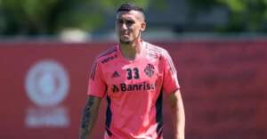 Vendido em janeiro, Atlético-GO repatria volante por empréstimo